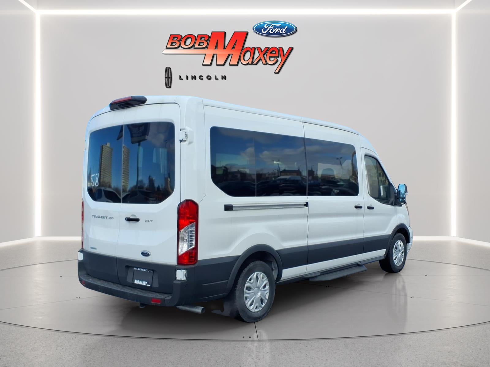 2024 Ford Transit XLT