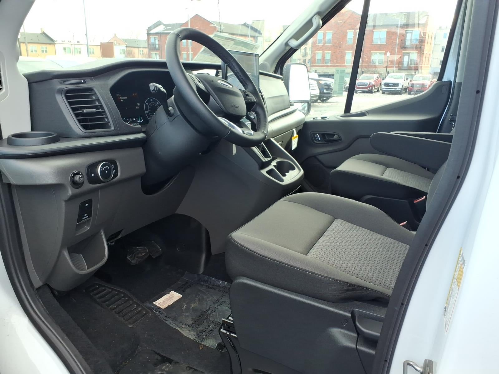 2024 Ford Transit XLT