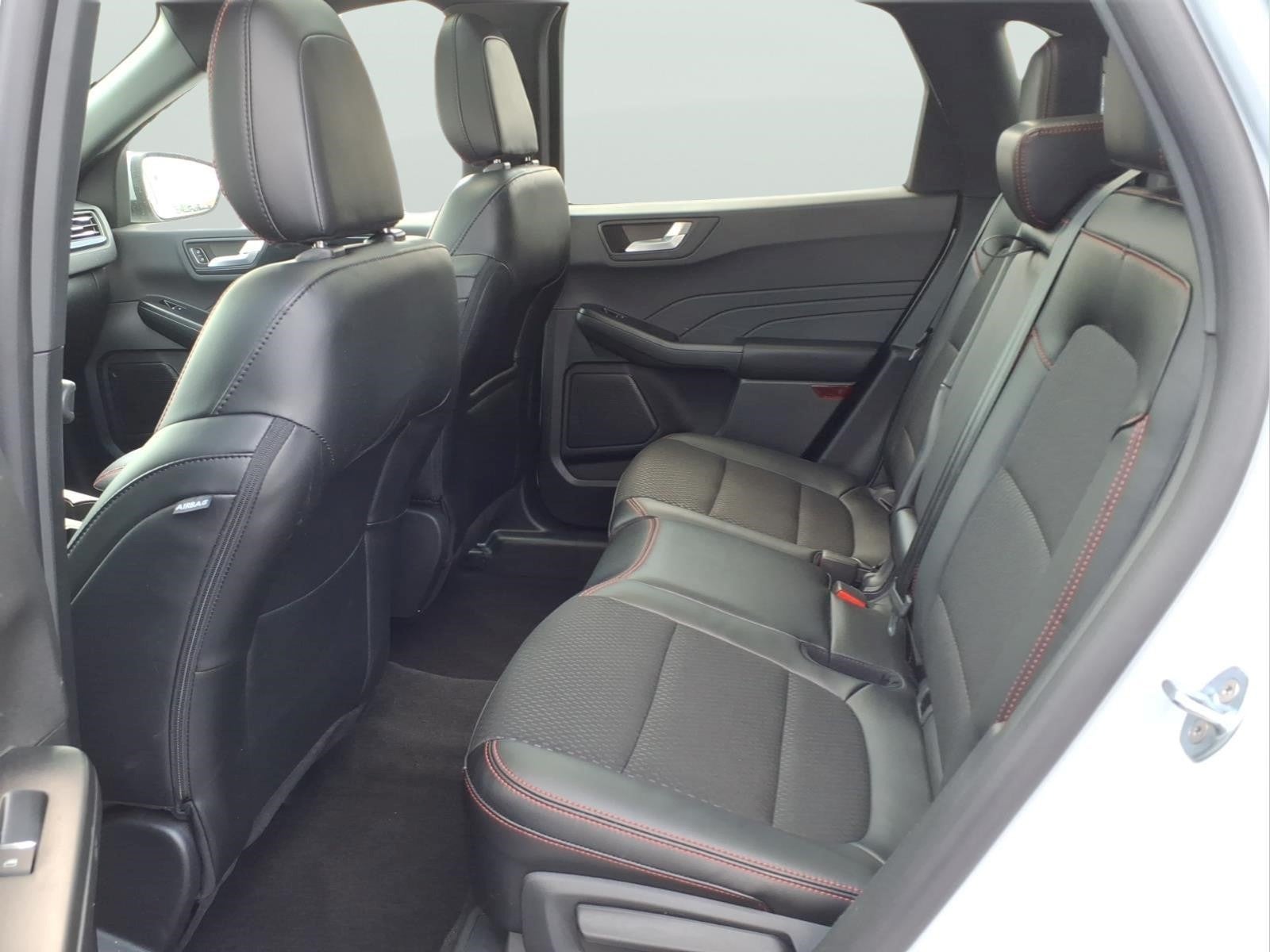 2025 Ford Escape Hybrid ST-Line Select