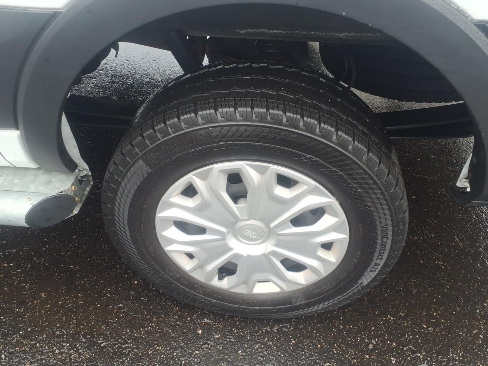 2024 Ford Transit Base