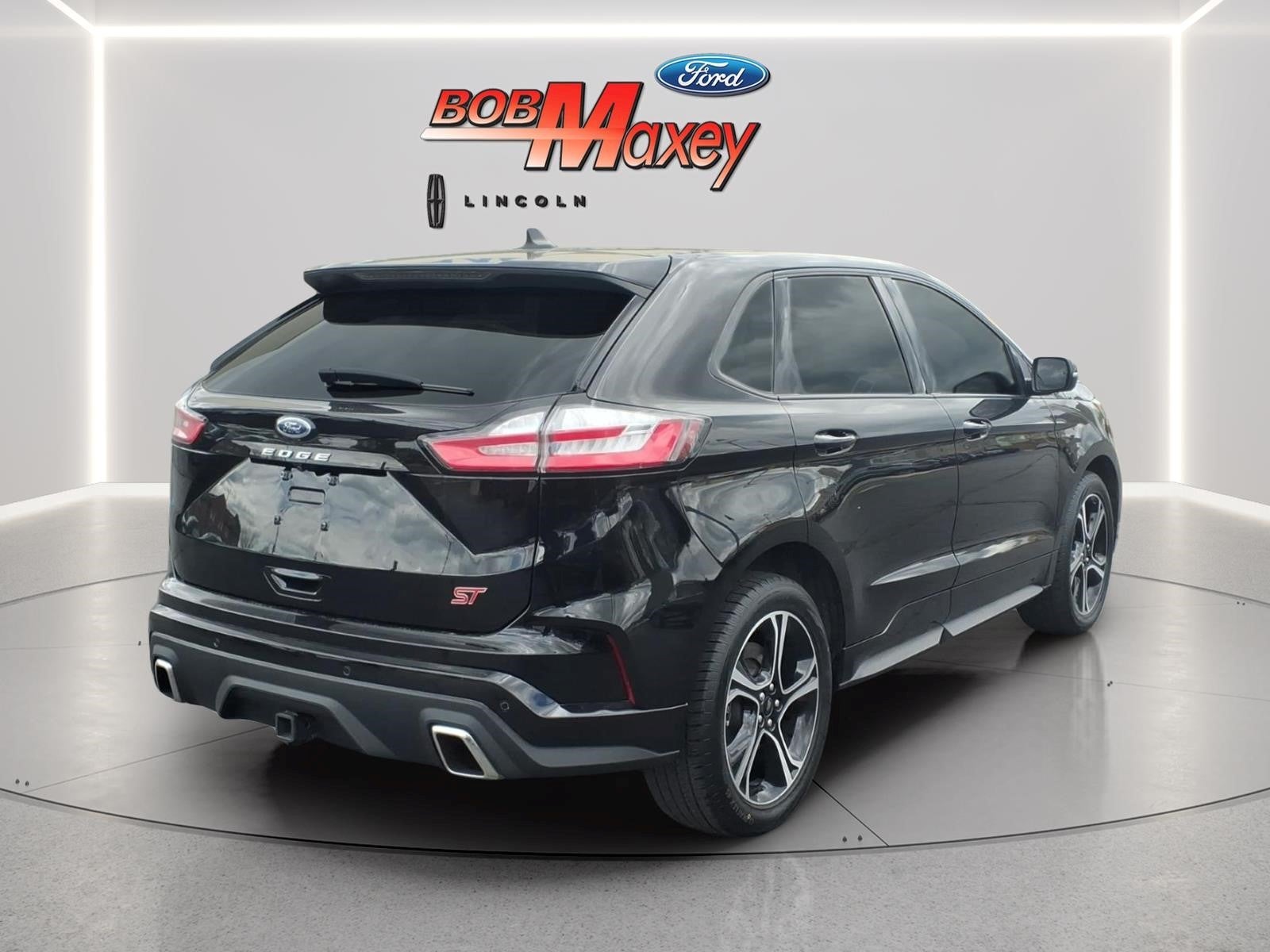 2023 Ford Edge ST