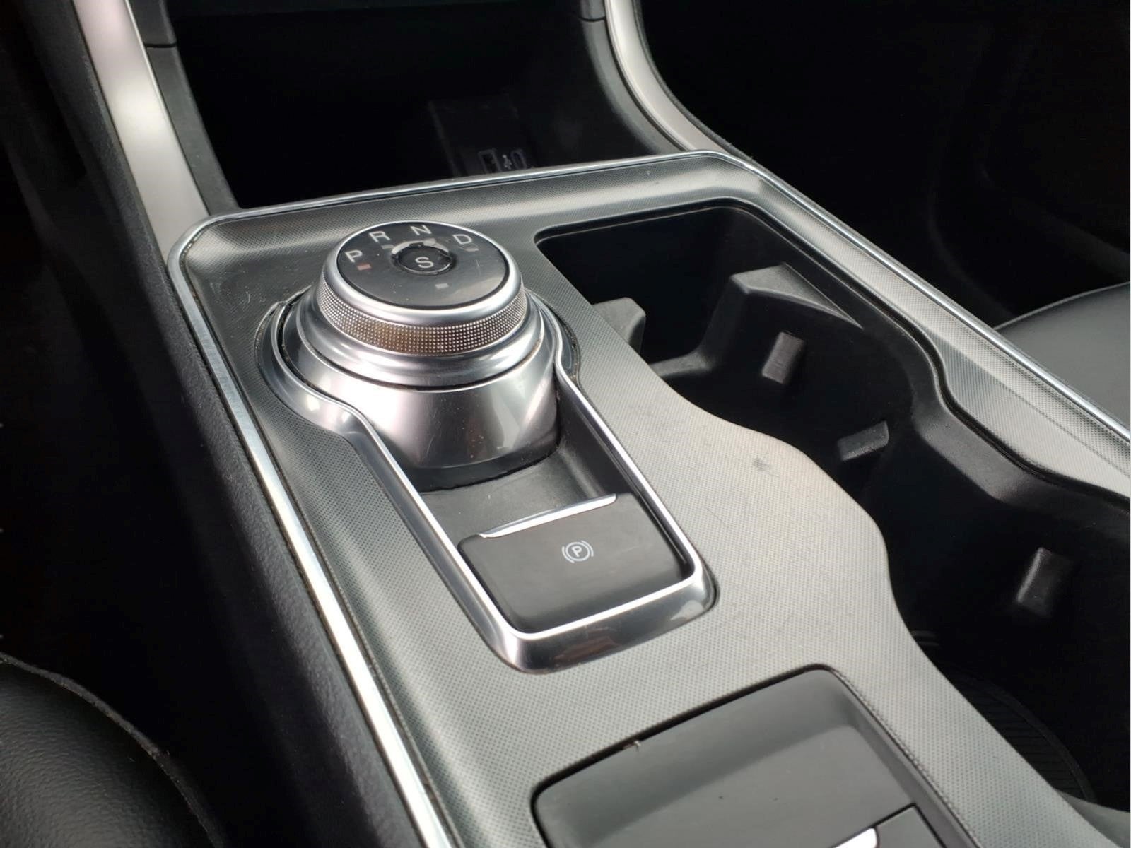 2023 Ford Edge ST Line