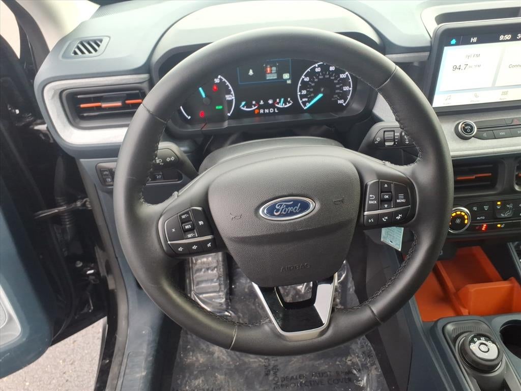 2023 Ford Maverick Lariat