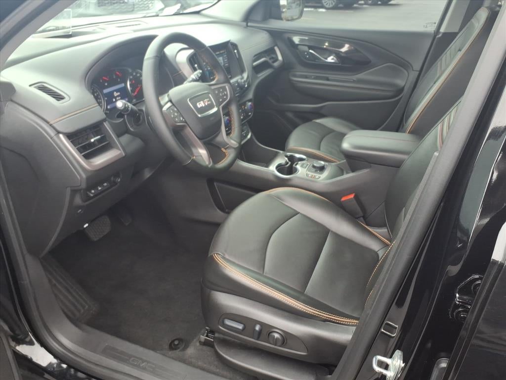 2023 GMC Terrain AT4