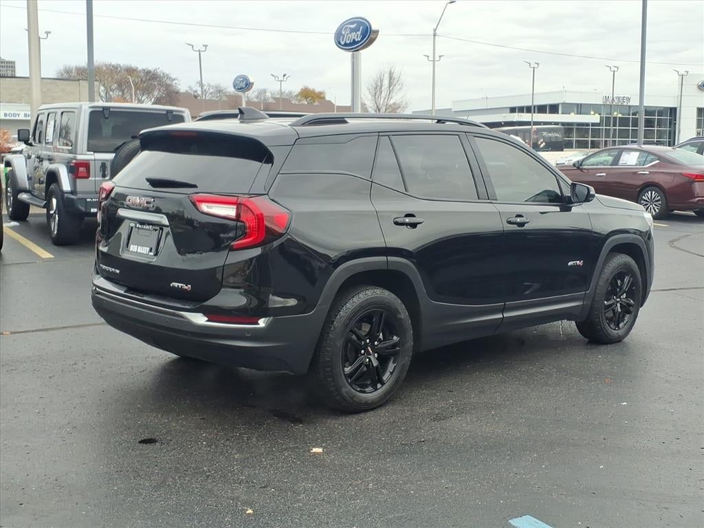 2023 GMC Terrain AT4