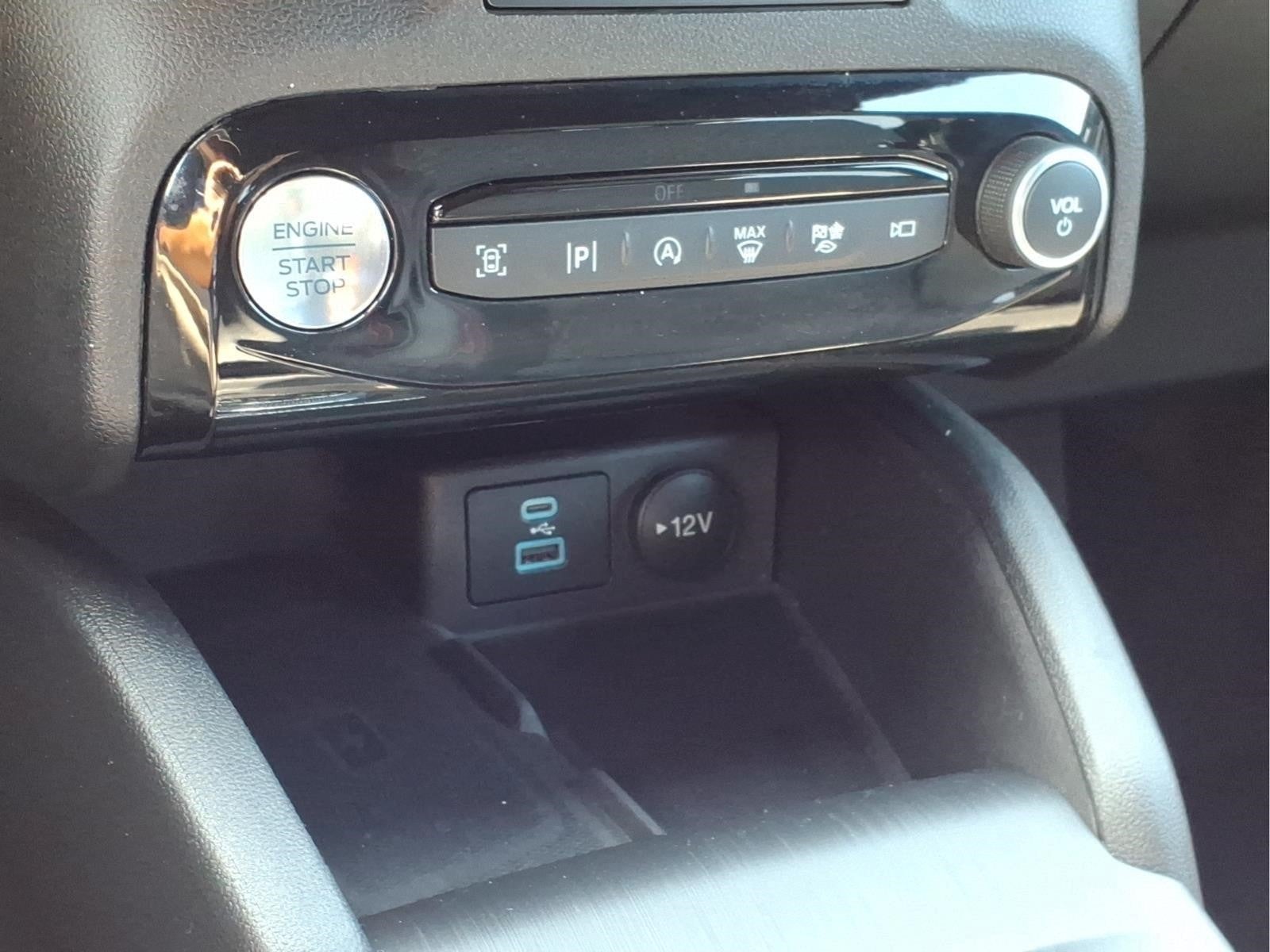 2023 Ford Escape ST-Line Elite
