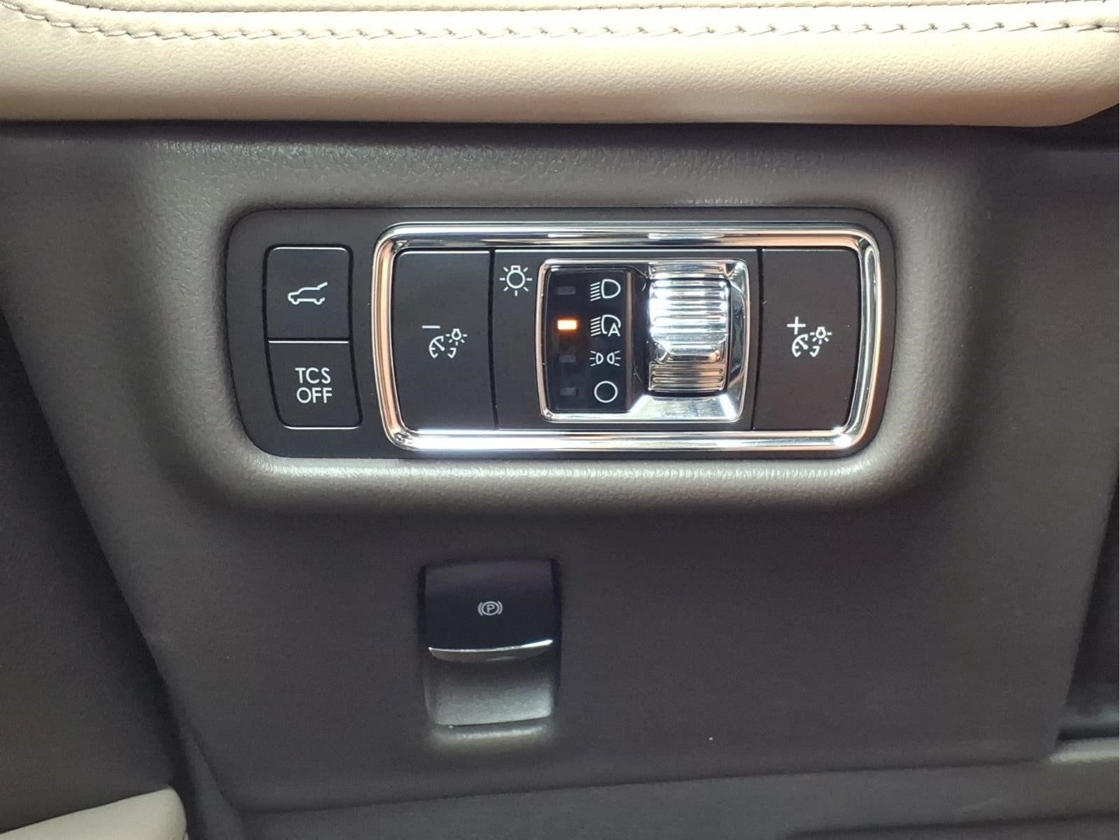 2023 Lincoln Nautilus Standard