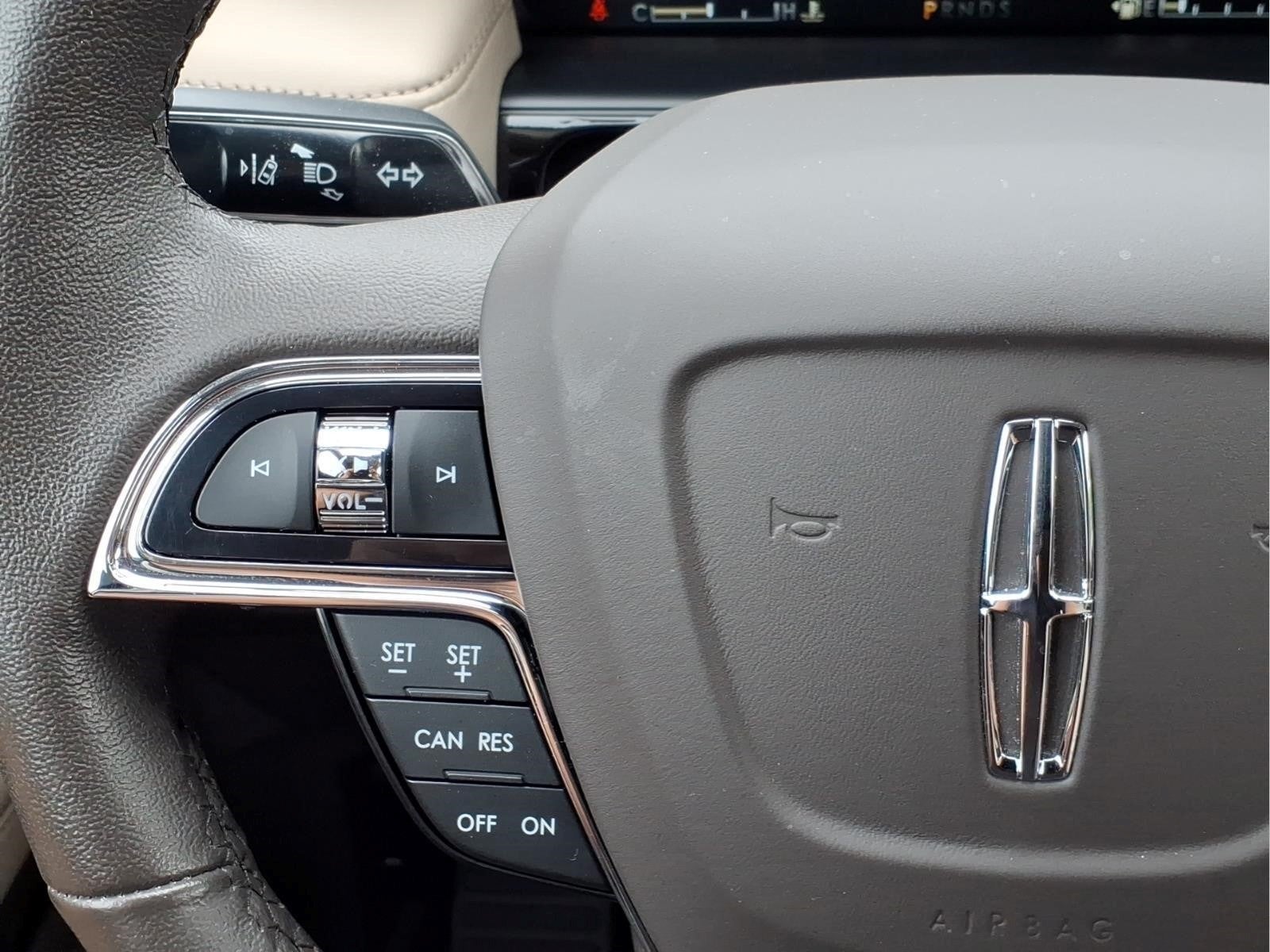 2023 Lincoln Nautilus Standard