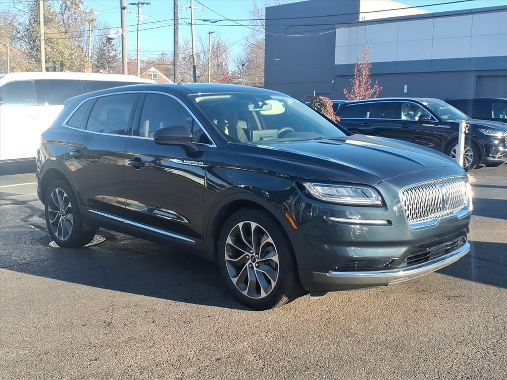 2022 Lincoln Nautilus Reserve