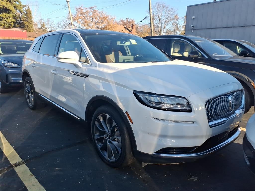 2022 Lincoln Nautilus Reserve