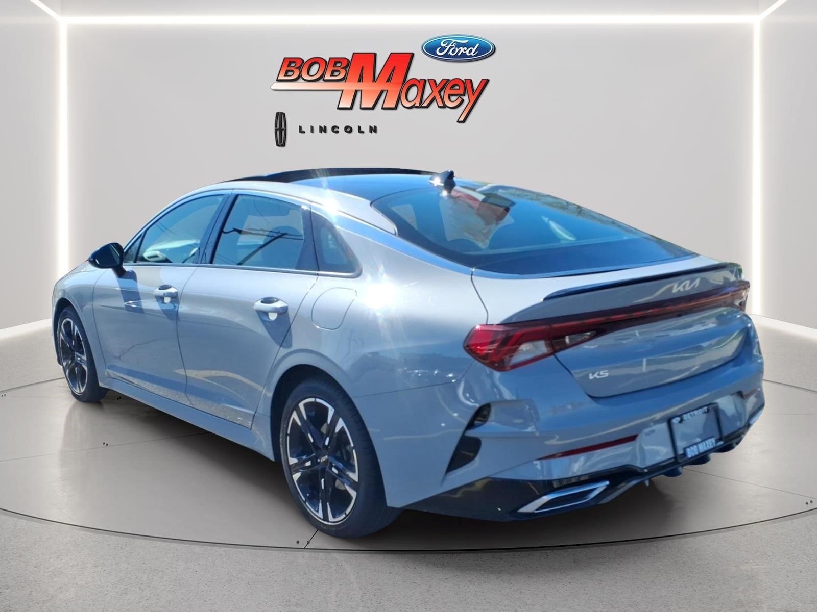 2023 Kia K5 GT-Line