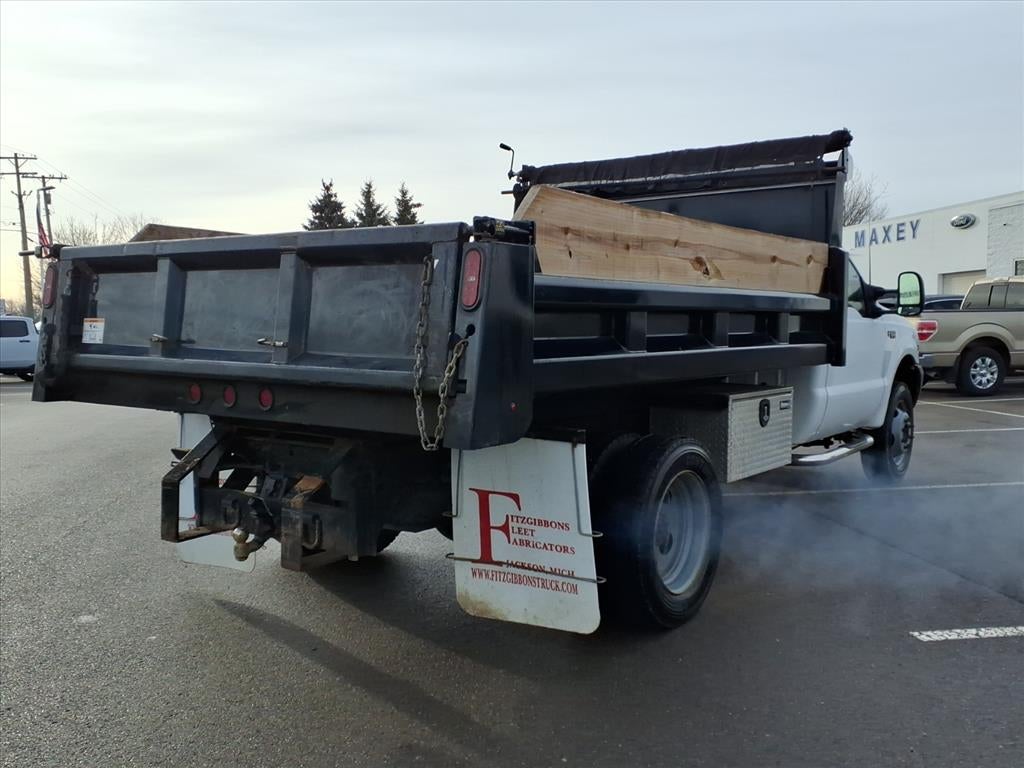 1999 Ford F-550SD XL DRW