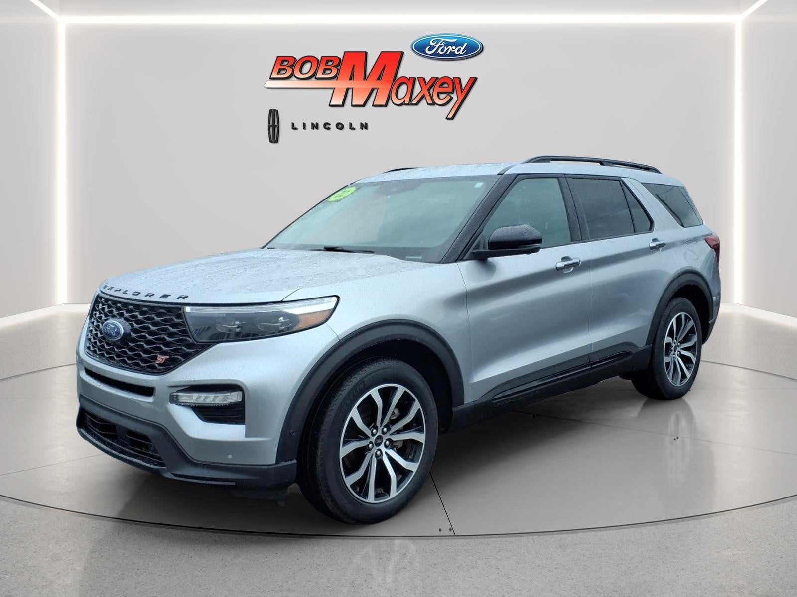 2020 Ford Explorer ST 4WD's photo