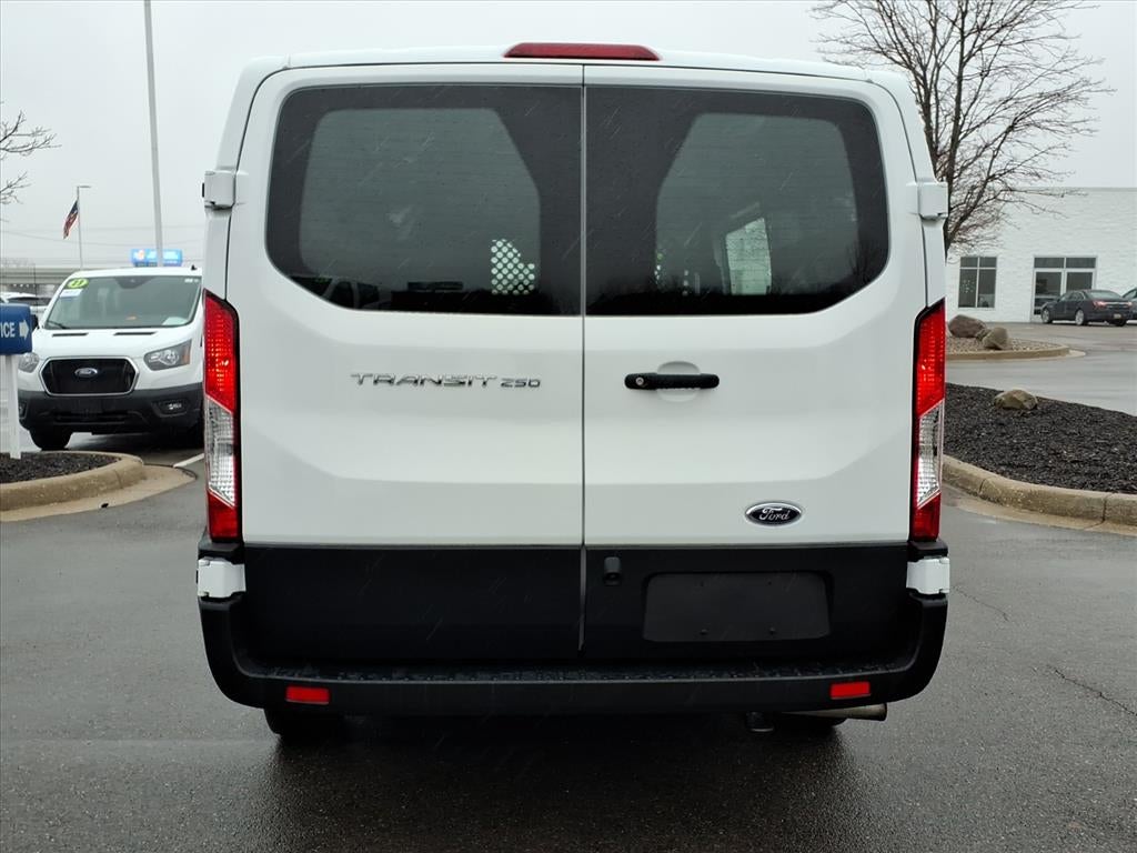 2024 Ford Transit Base