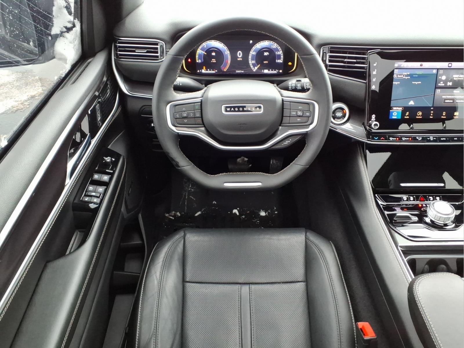 2023 Jeep Wagoneer Base