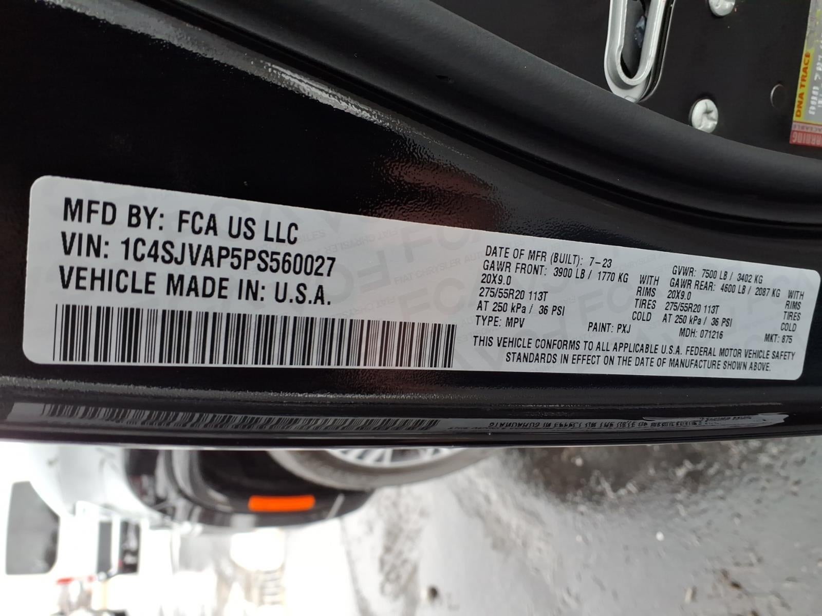 2023 Jeep Wagoneer Base