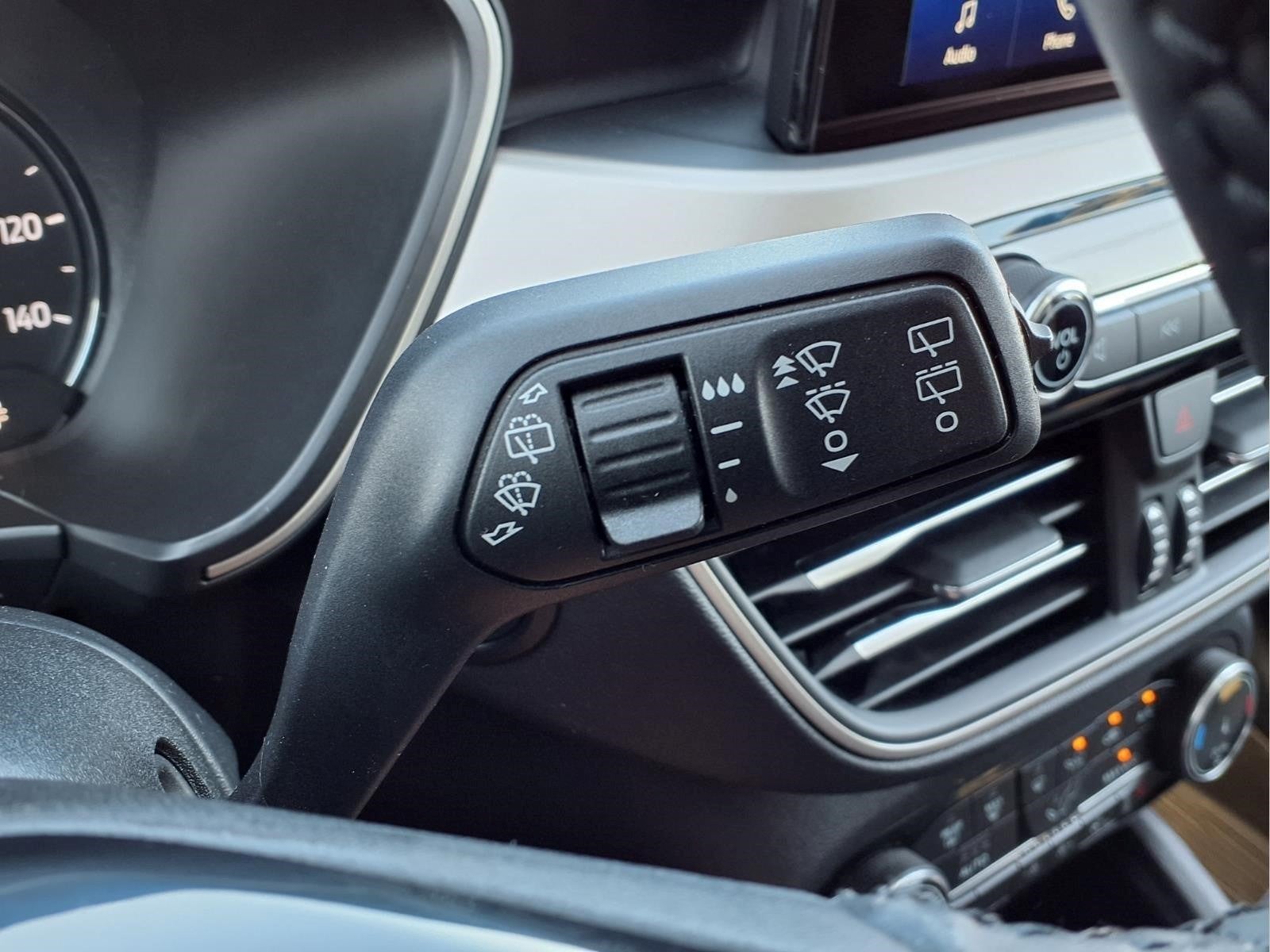 2022 Ford Escape Hybrid SE