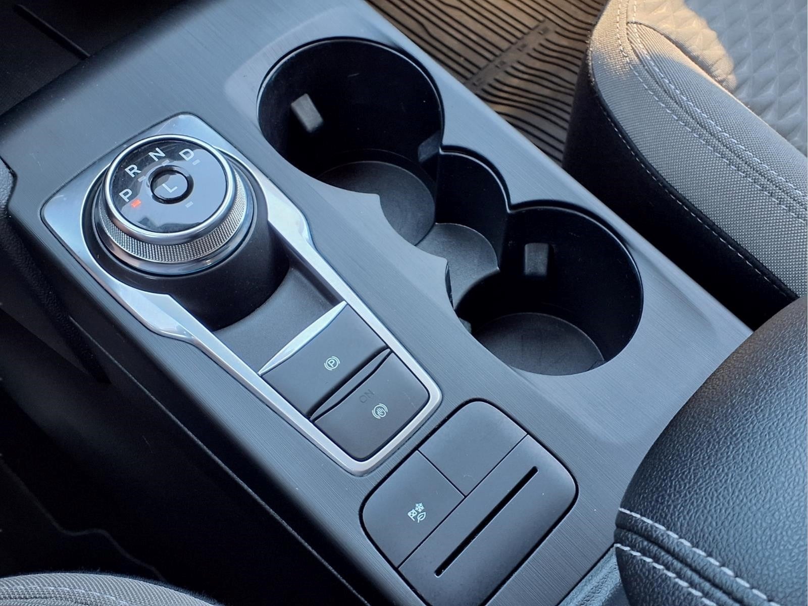 2022 Ford Escape Hybrid SE