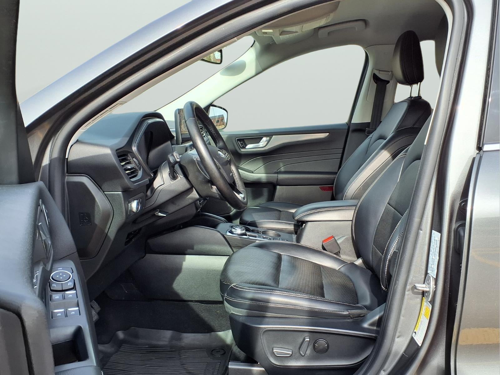 2021 Ford Escape Titanium