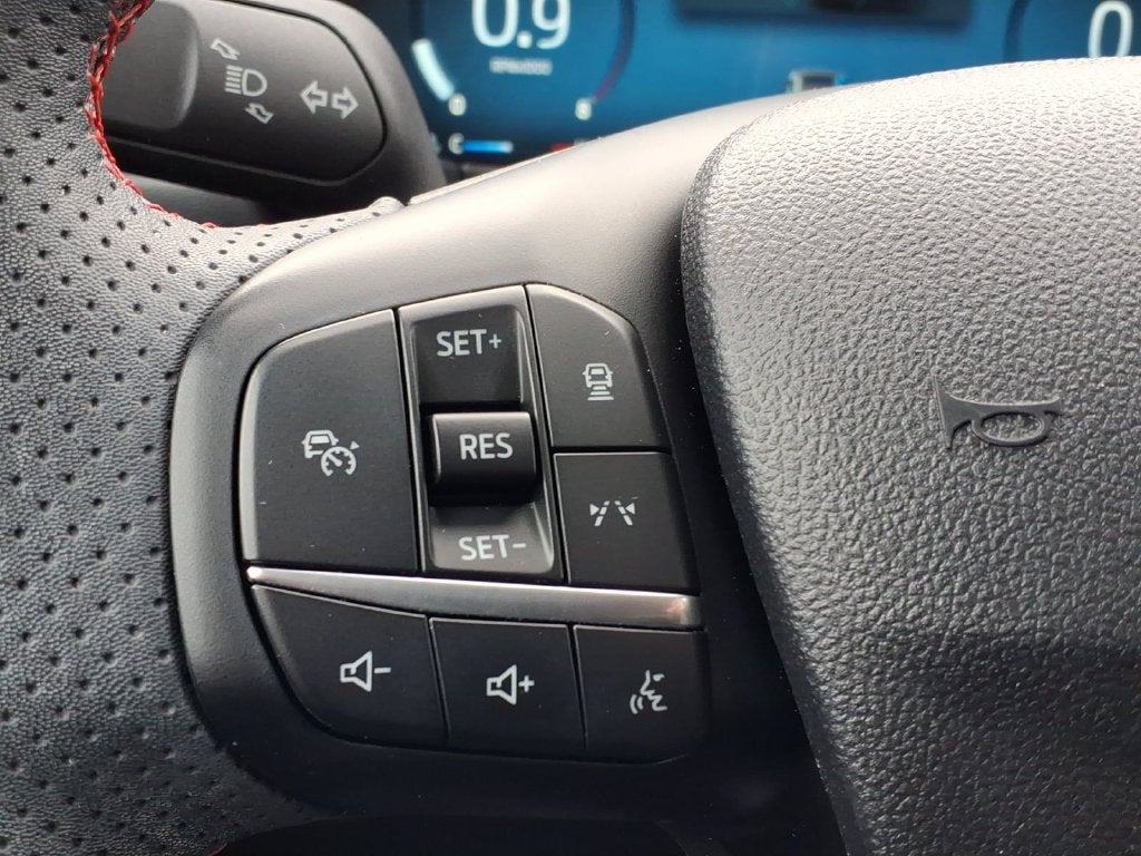 2023 Ford Escape ST-Line Elite