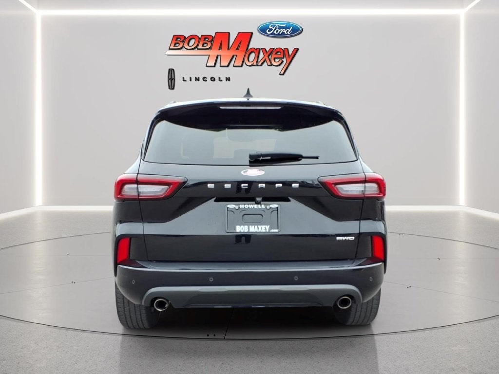 2023 Ford Escape ST-Line Elite