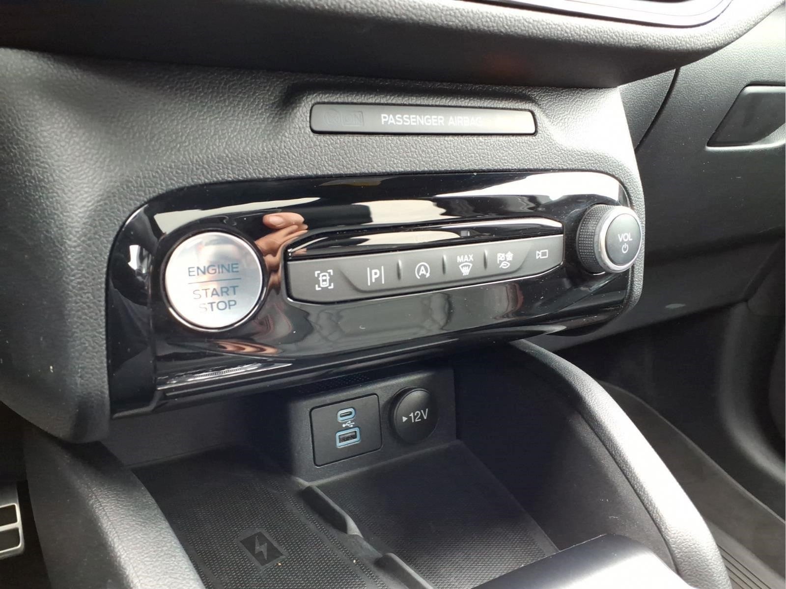 2023 Ford Escape ST-Line Elite