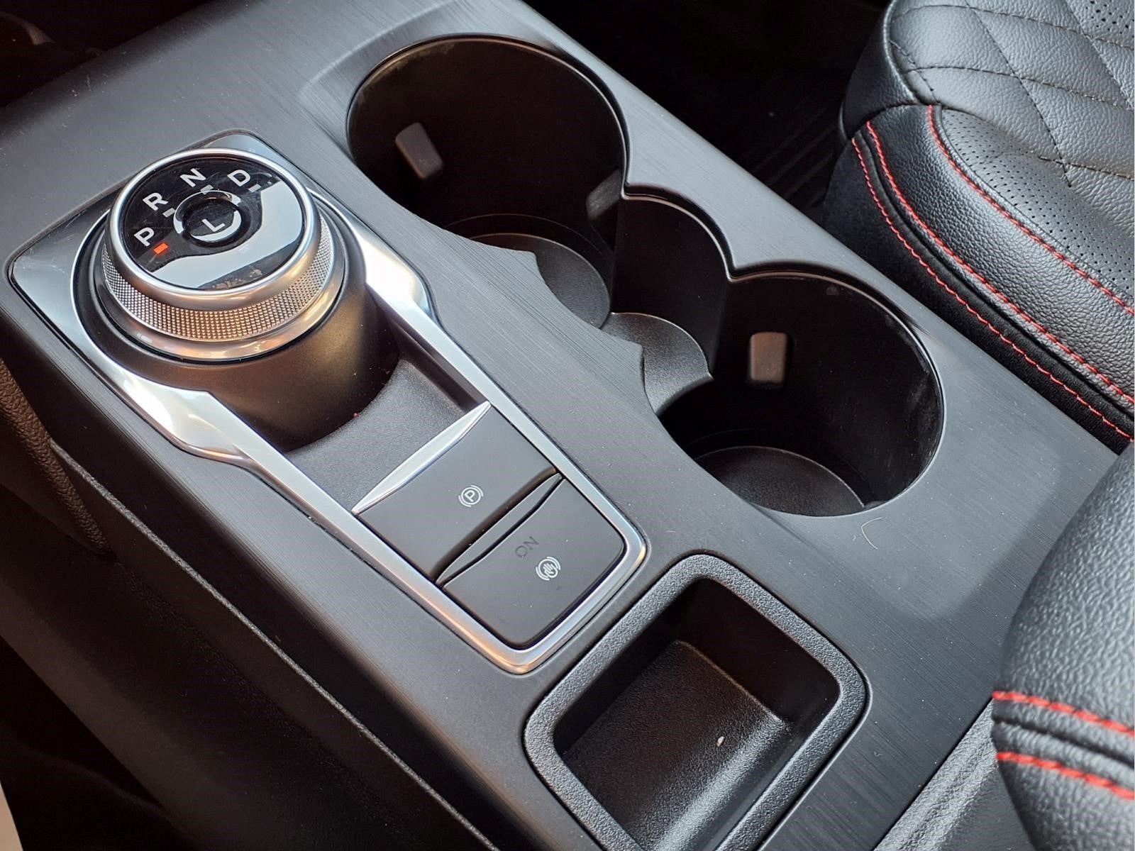2024 Ford Escape Hybrid ST-Line Elite
