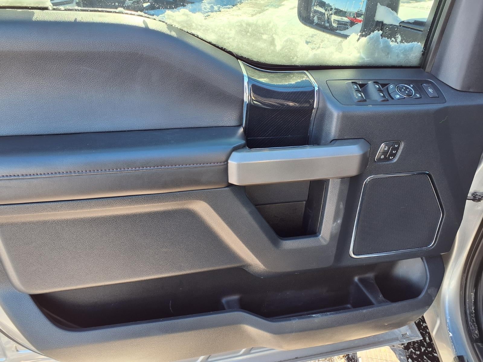 2022 Ford F-450 Super Duty Platinum