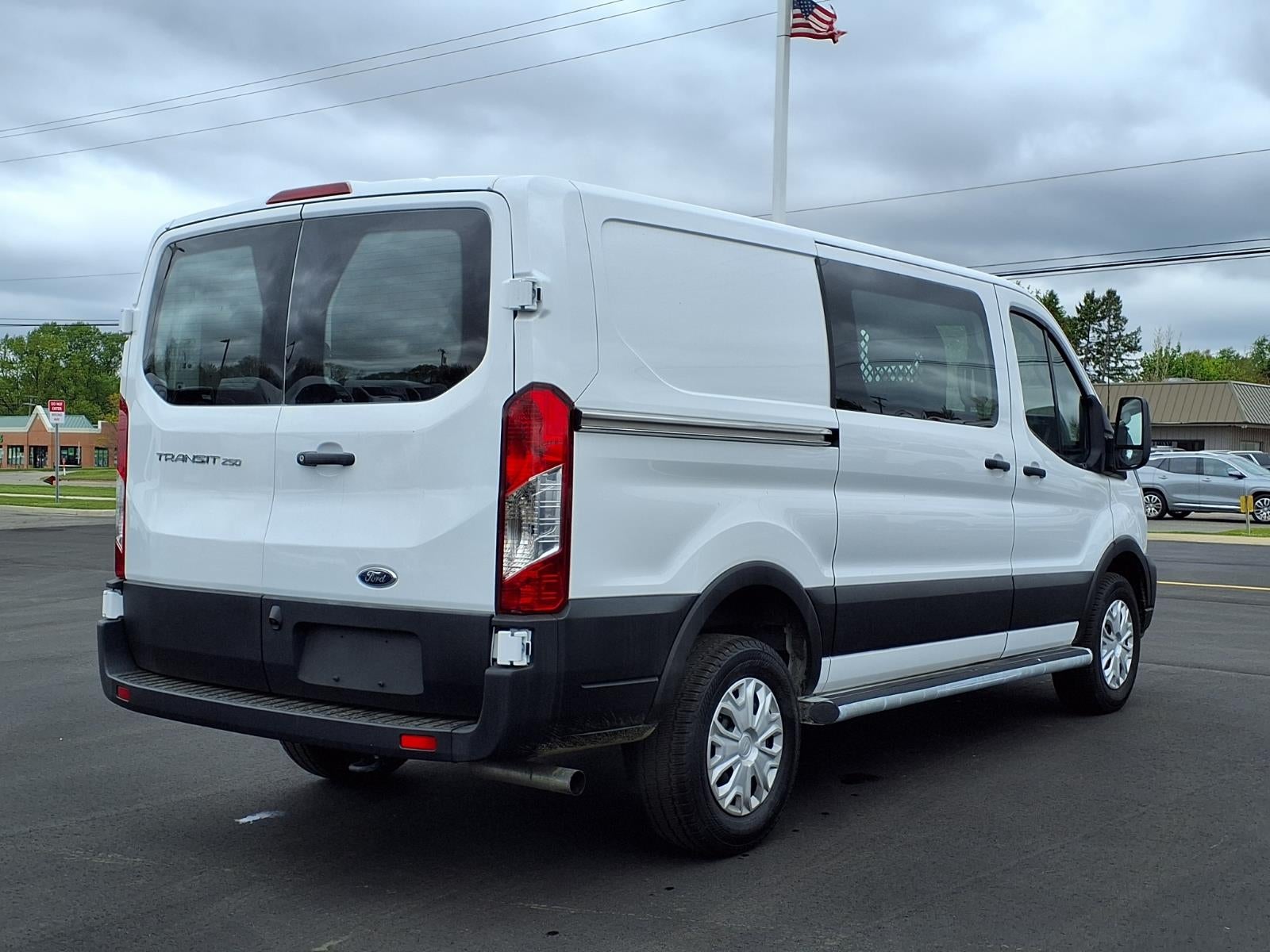 2024 Ford Transit 250