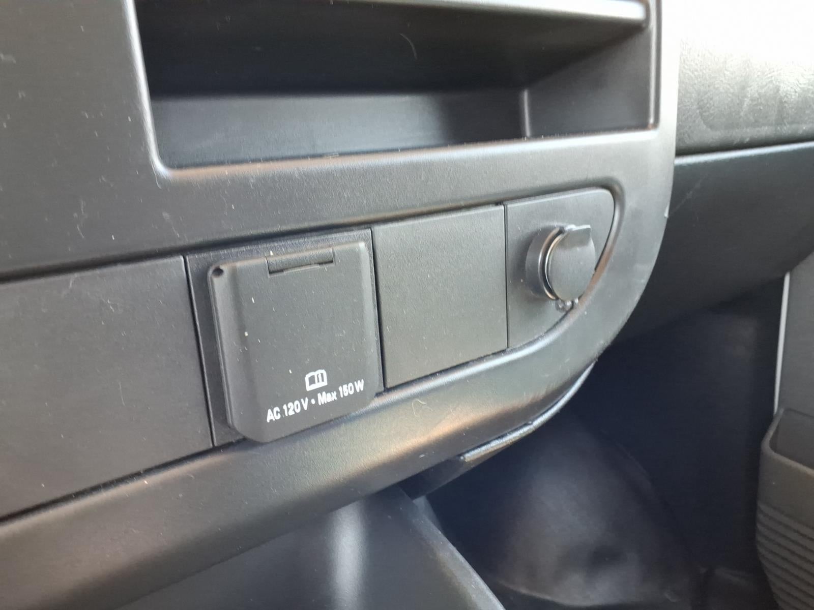 2024 Chevrolet Express 2500