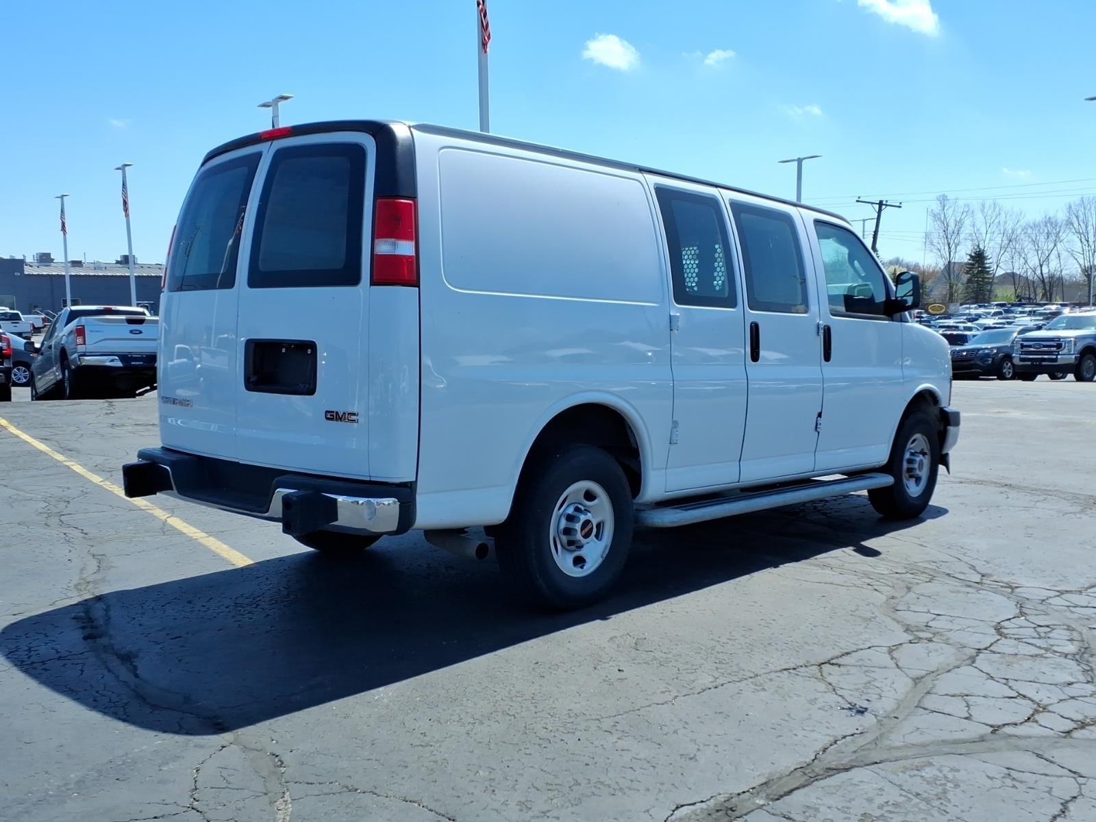 2024 GMC Savana 2500