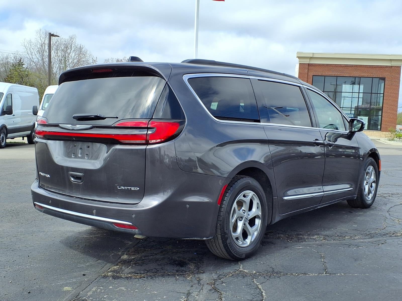 2023 Chrysler Pacifica Limited