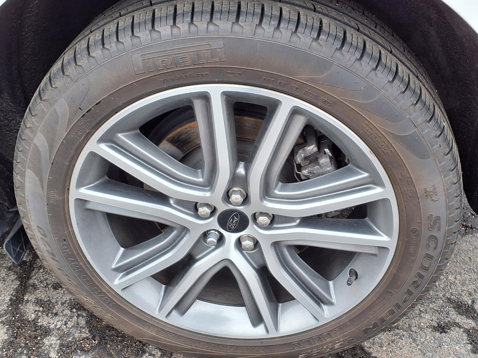 2024 Ford Edge Titanium