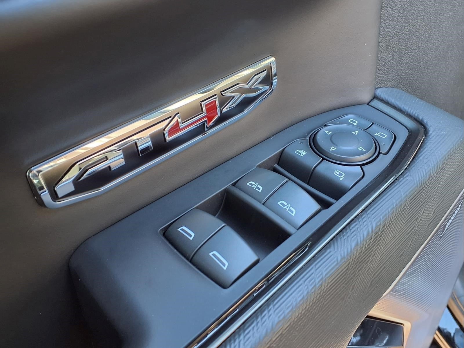 2023 GMC Sierra 1500 AT4X