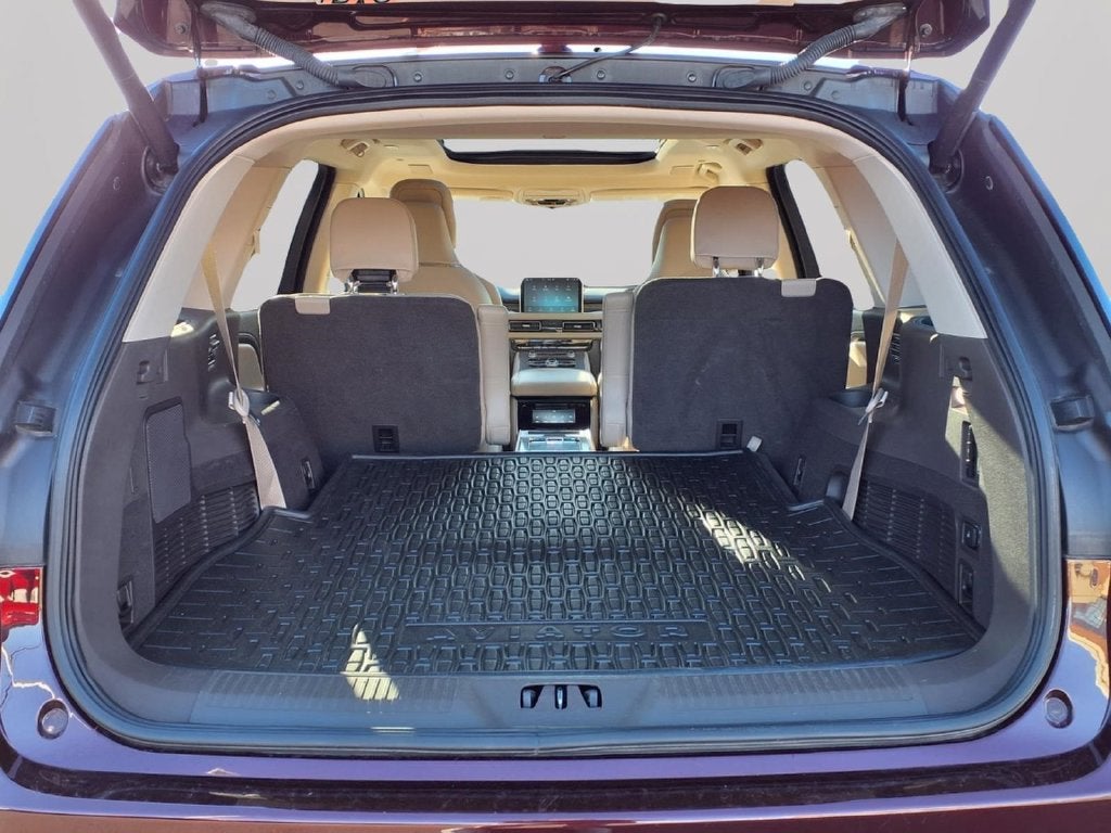 2022 Lincoln Aviator Reserve Premium