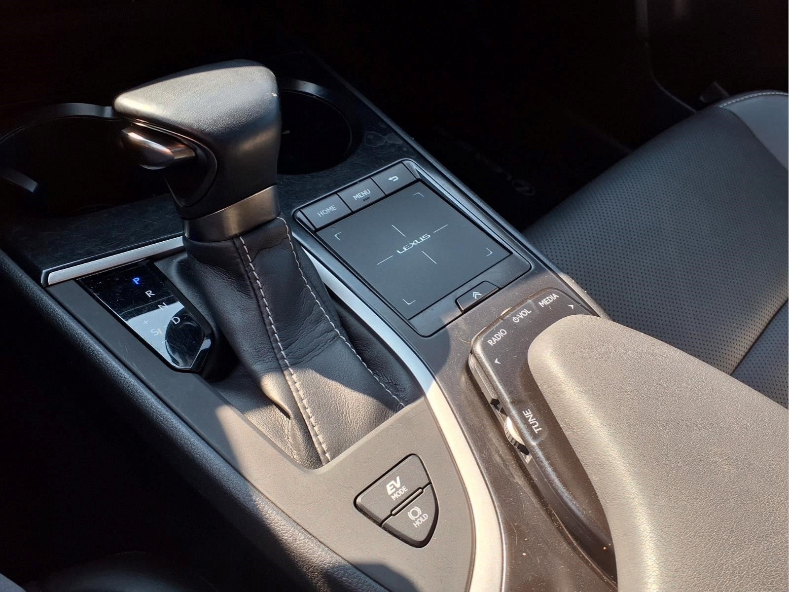 2019 Lexus UX 250h Base