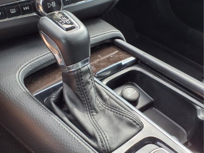 2019 Volvo S90 T6 Momentum