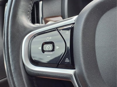 2019 Volvo S90 T6 Momentum